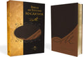 RVR60, Biblia de Estudio MacArthur, Leathersoft, Café (Spanish Edition) by John F. MacArthur | barcode:9781602552968 | source:'9781602552968.jpg