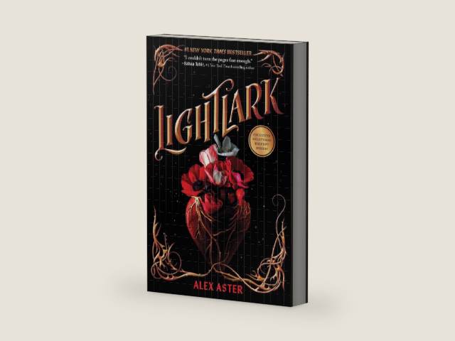Lightlark (The Lightlark Saga Book 1) by Alex Aster | barcode:9781647006310 | source:'9781647006310-right-three-quarter.jpg