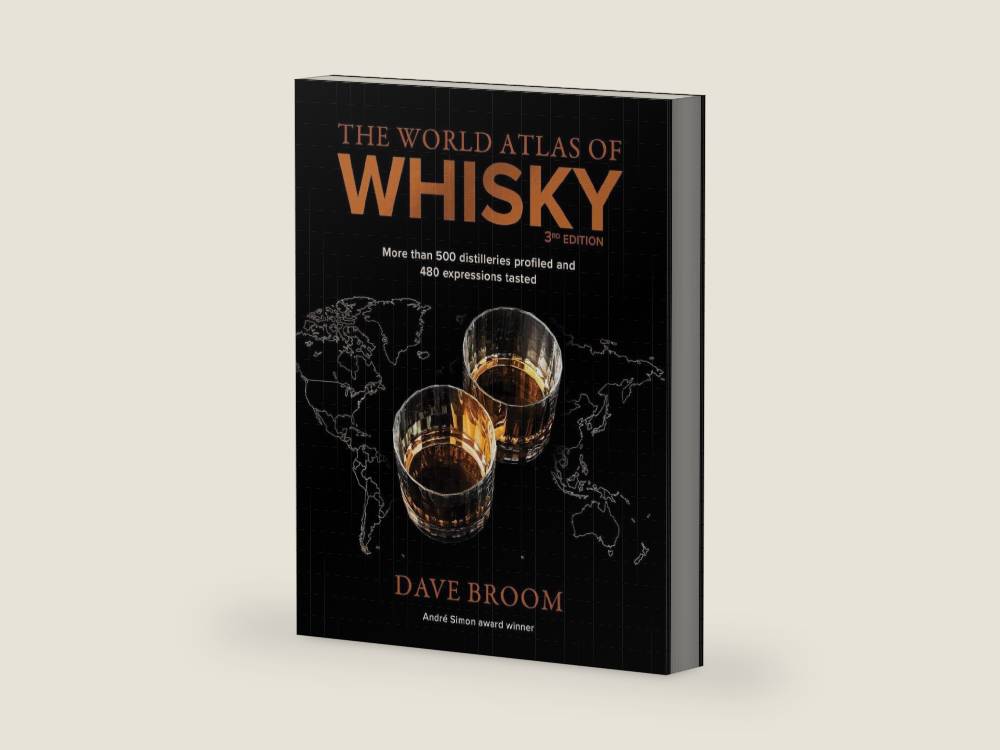 The World Atlas of Whisky 3rd edition: More than 500 distilleries profiled and 480 expressions tasted by Dave Broom | barcode:9781784726737 | source:'9781784726737-right-three-quarter.jpg