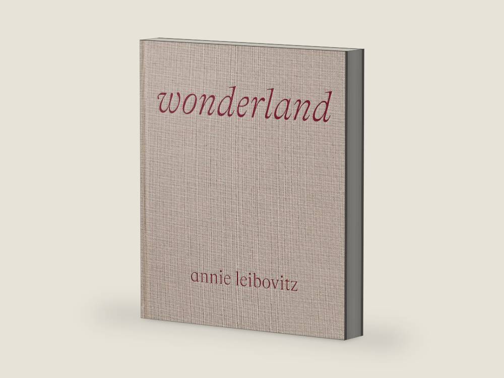 Wonderland by Annie Leibovitz | barcode:9781838661526 | source:'9781838661526-right-three-quarter.jpg