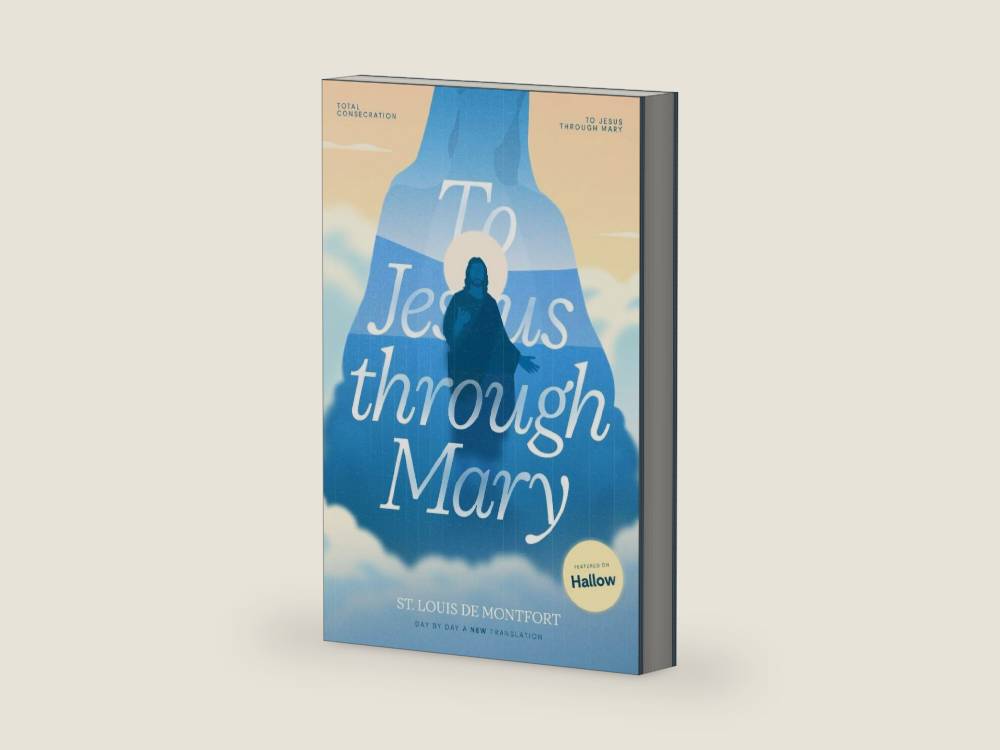 St. Louis de Montfort's Total Consecration to Jesus through Mary: New, Day-by-Day, Easier-to-Read Translation by St. Louis de Montfort | barcode:9781950782055 | source:'9781950782055-right-three-quarter.jpg