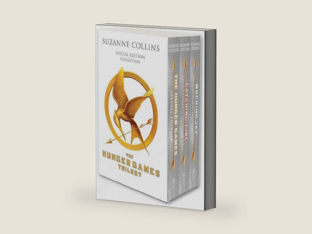 The Hunger Games 10th Anniversary Edition Boxed Set (3 Books) Suzanne Collins by Jogro | barcode:9782018080366 | source:'9782018080366-right-three-quarter.jpg