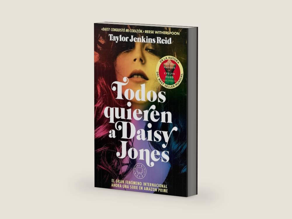 Todos quieren a Daisy Jones. Nueva edición by Taylor Jenkins Reid | barcode:9788419654076 | source:'9788419654076-right-three-quarter.jpg