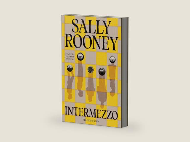 Intermezzo (Sally Rooney) (Portuguese Edition) by Sally Rooney | barcode:9789897835957 | source:'9789897835957-right-three-quarter.jpg