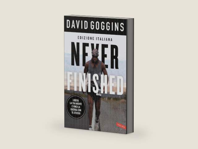 Never finished: Libera la tua mente e vinci la tua guerra con te stesso (Italian Edition) by David Goggins | barcode:9791222201412 | source:'9791222201412-right-three-quarter.jpg