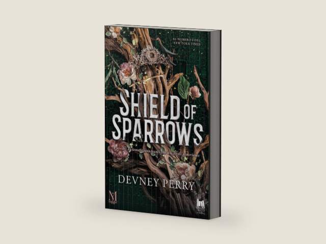 Shield of Sparrows (Italian Edition) by Devney Perry | barcode:9791255172222 | source:'9791255172222-right-three-quarter.jpg